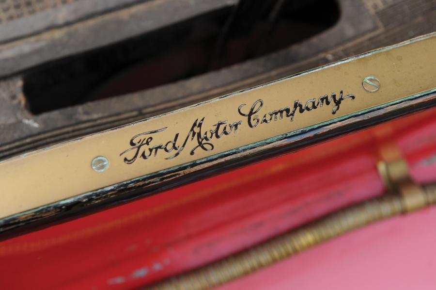  Ford Model T Touring 1909 года  (фото 42 из 63)